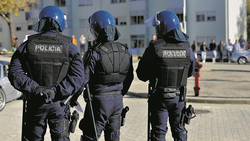 Polícias de elite do Porto suspensos por 5 meses