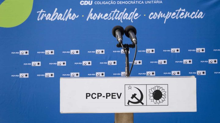 CDU de Oliveira de Azeméis queixa-se de vandalismo com a sua propaganda