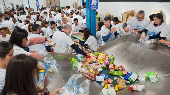 20 mil voluntários recolhem a apartir de hoje donativos para Banco Alimentar
