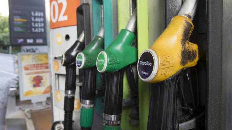 Preços dos combustíveis diminuem significativamente a partir desta segunda-feira