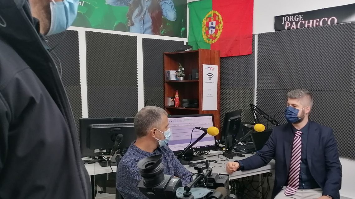 Reportagem da RTP promove programa da Rádio Metropolitana Porto