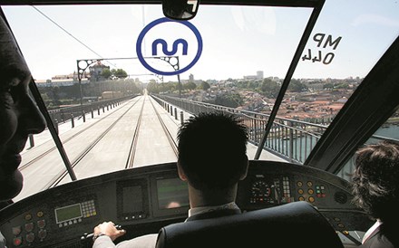 Metro do Porto investe 4,5 milhões na condução semiautomática de carruagens