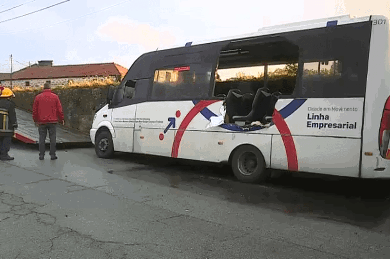 Despiste de autocarro na Maia provoca dois feridos
