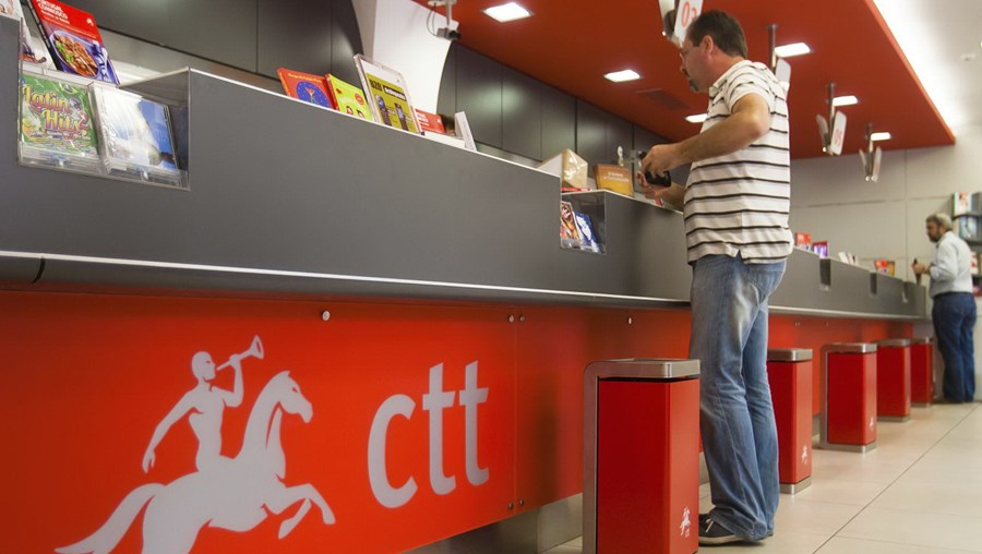 Área Metropolitana do Porto “muito preocupada” com “péssimo serviço” dos CTT