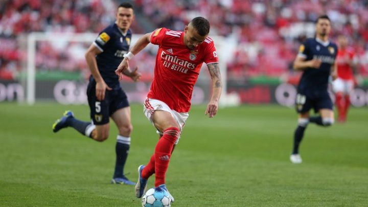 Benfica e Famalicão empatam no Estádio da Luz