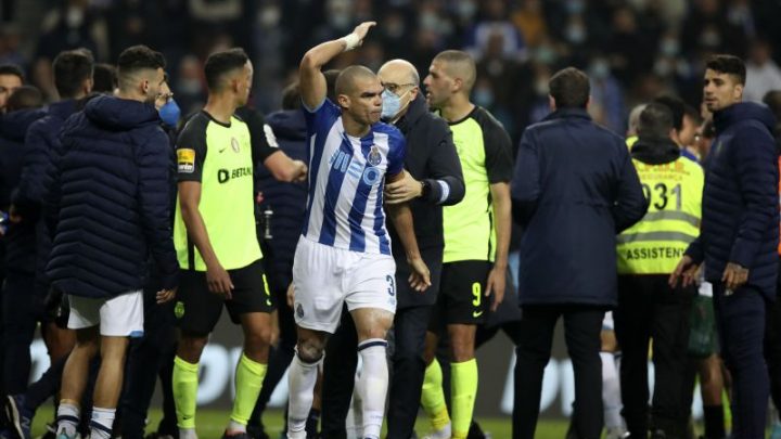 Pepe suspenso por 23 dias devido aos incidentes no clássico entre FC Porto e Sporting