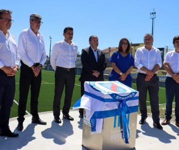 Relvado sintético do Centro Cultural e Desportivo de Sobrosa inaugurado em dia de aniversário do clube paredense