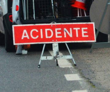 Quatro feridos em acidente na A28 em Matosinhos