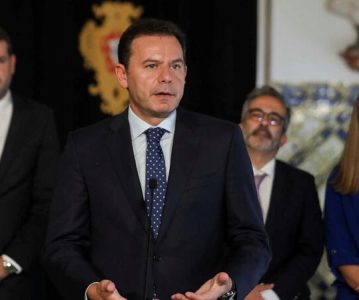 Montenegro critica Governo sobre regionalização e está “Absolutamente contra um referendo”