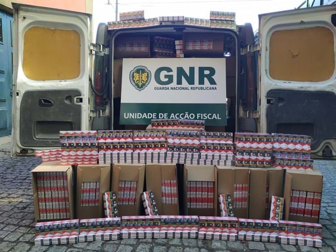GNR apreende em Paredes mais de 3,5 milhões de cigarros contrafeitos