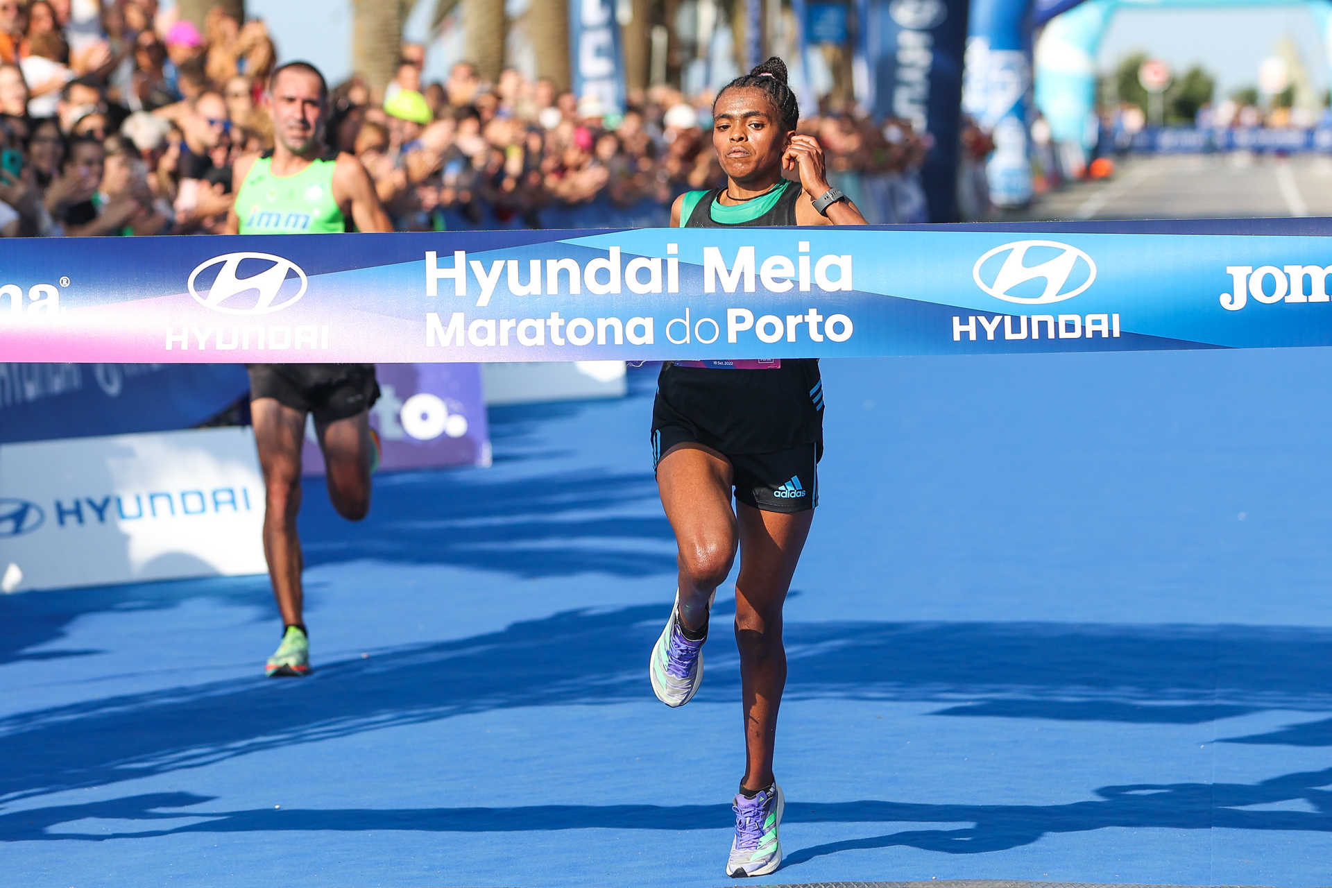 Meia Maratona do Porto dominada por atletas africanos. Batido o recorde feminino