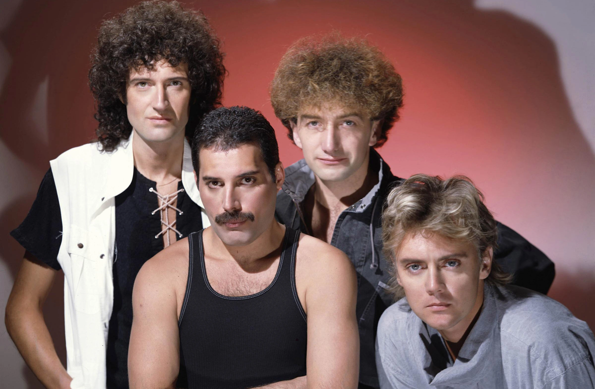 Queen lança música gravada com Freddie Mercury em 1988