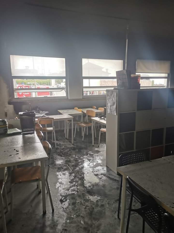Incêndio destrói centro de estudos em Matosinhos