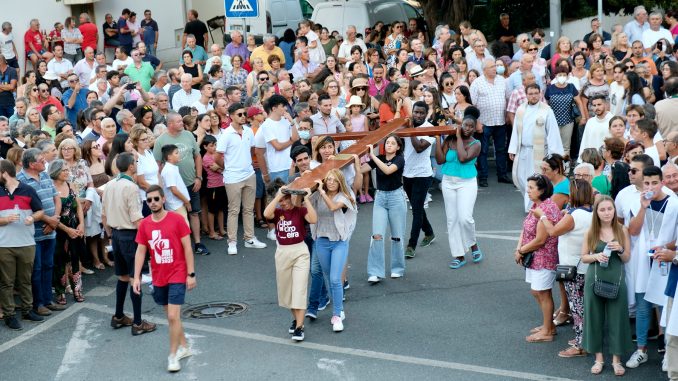Símbolos das Jornadas Mundiais da Juventude chegam à Diocese do Porto ao final da tarde de hoje