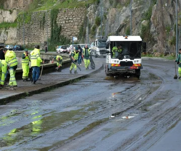 Deslizamento de lamas obrigou ao corte de estrada na zona ribeirinha do Porto