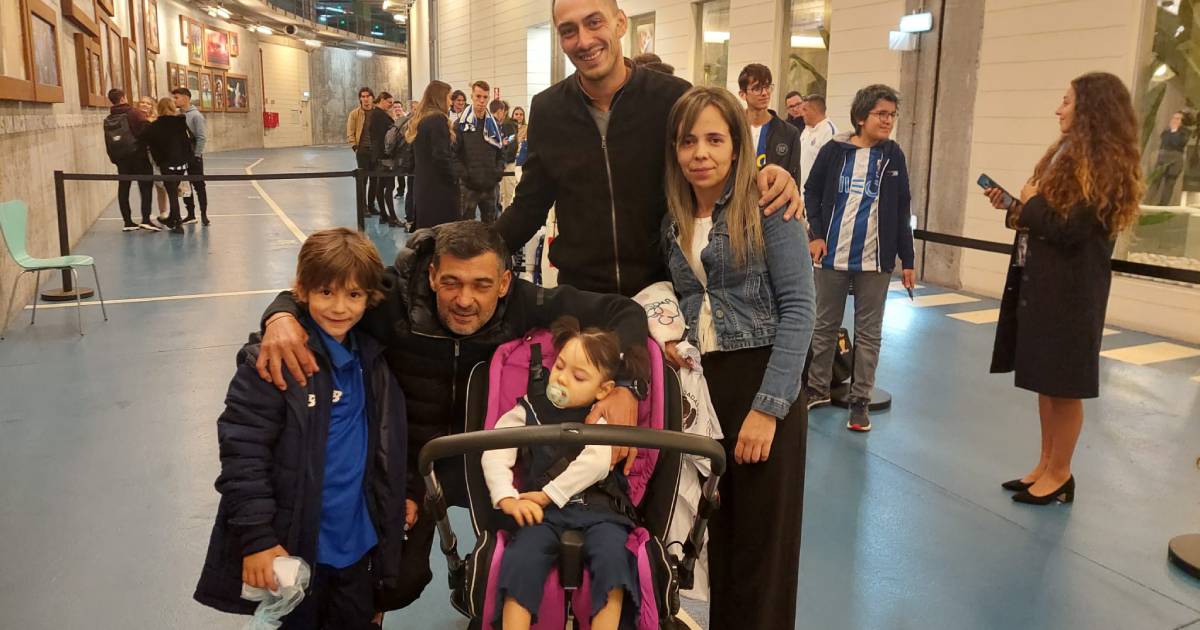 Sérgio Conceição assume pagamento de terapia a criança de Santo Tirso que não anda nem fala