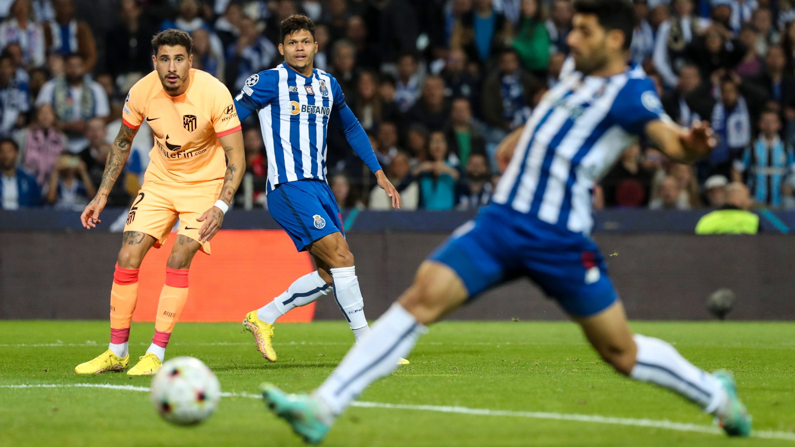 FC Porto vence Atlético de Madrid e termina em primeiro lugar do Grupo B da Liga dos Campeões