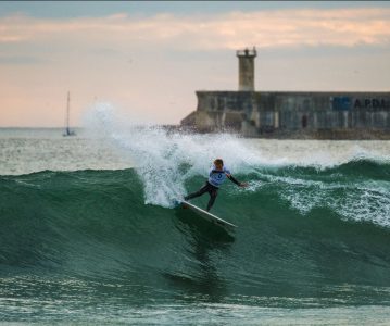 Praias do Porto e Matosinhos recebem etapas de surf