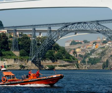 Corpo de jovem desaparecido no rio Douro resgatado sem vida