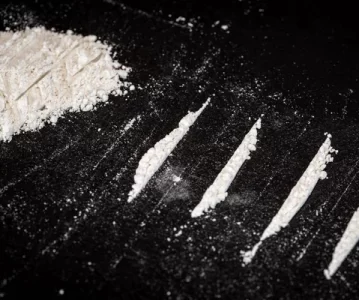 ‘Correio de droga’ detido com mais de 4 kg de cocaína no Aeroporto do Porto