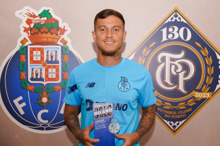 Otávio garante que fica no FC Porto: “Vão ter de levar comigo mais um ano.”