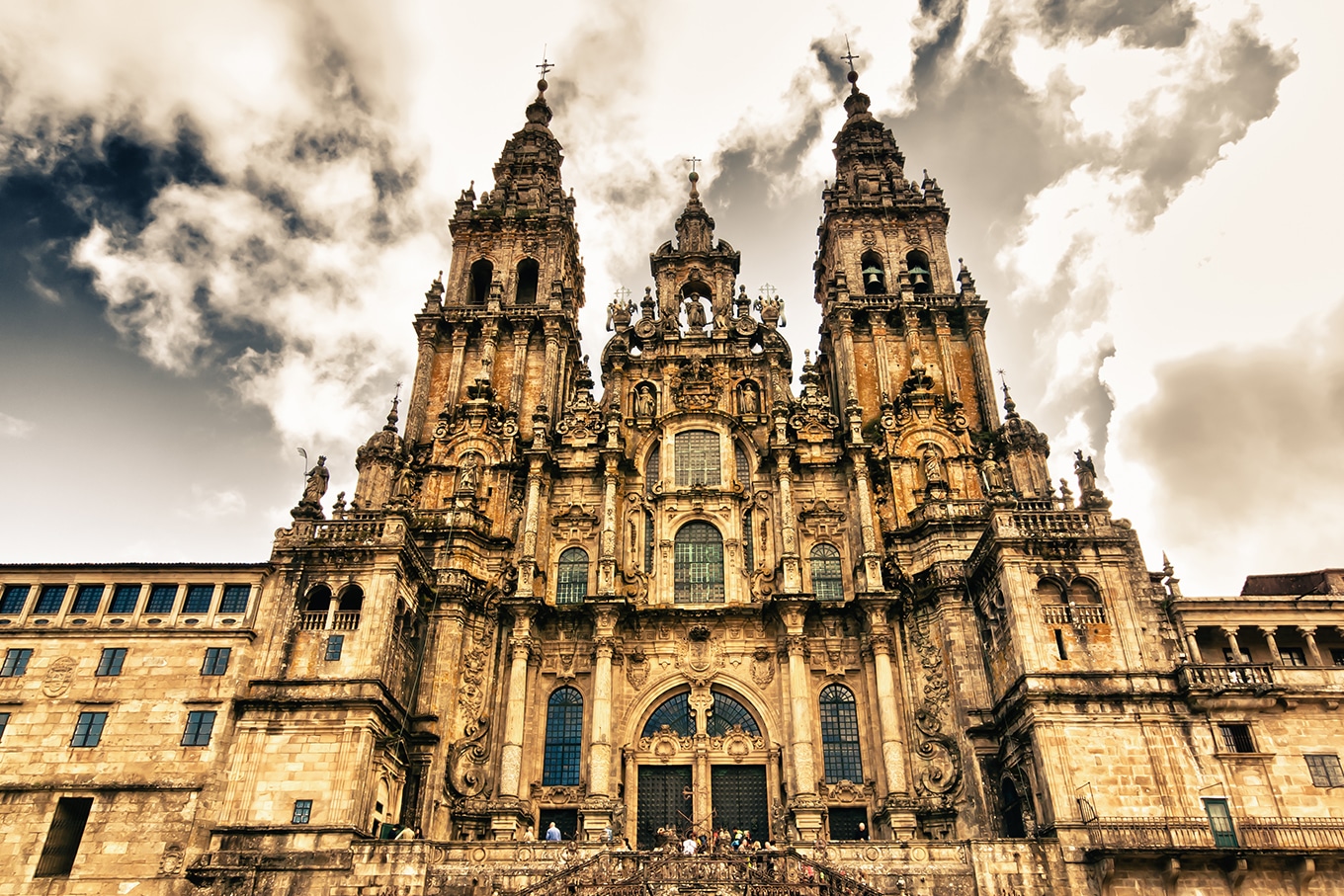 Porto é a segunda cidade com maior fluxo de peregrinos rumo a Santiago de Compostela