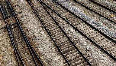 Metade das obras nas estações e apeadeiros entre Espinho e Gaia concluídas