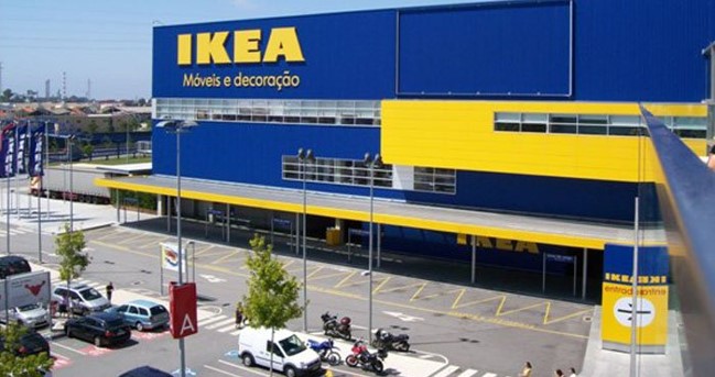 Ikea em Matosinhos evacuado após problema com carro no estacionamento