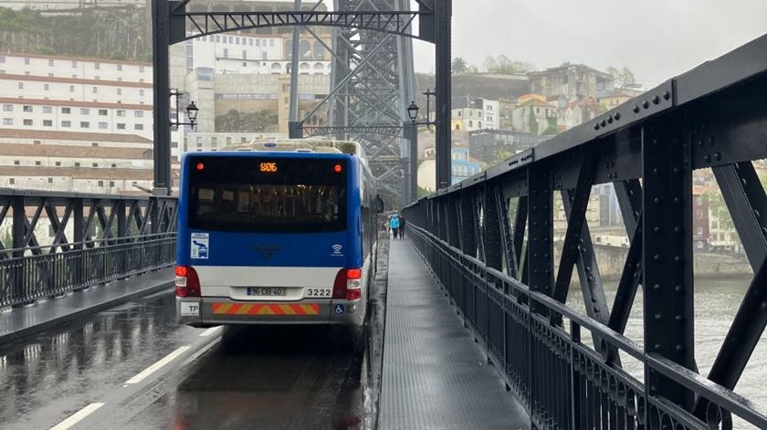 Ponte D. Luiz volta a unir o trânsito entre Porto e Gaia