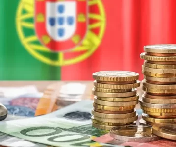 Salário mínimo sobe para 820 euros em 2024