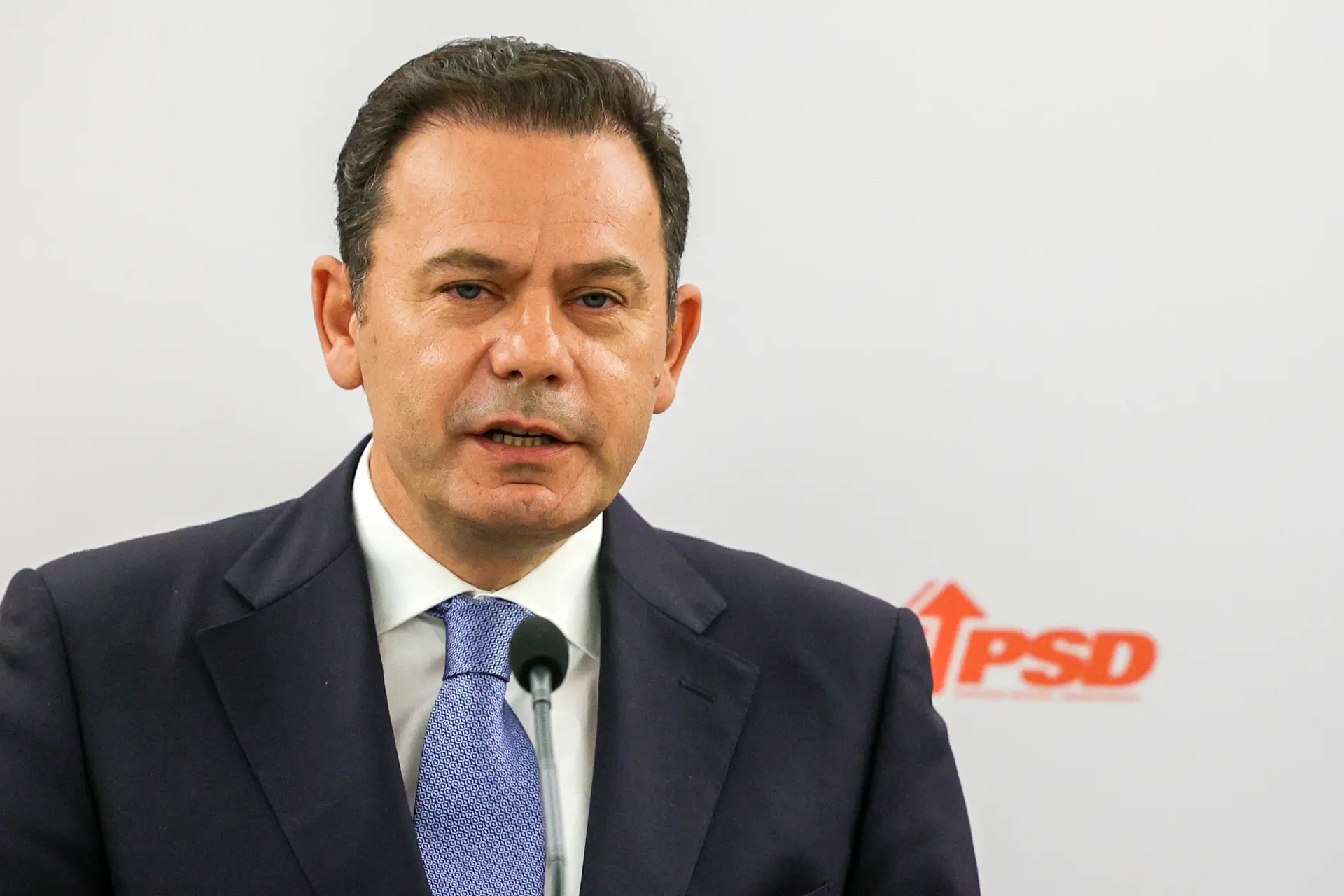 Lider do PSD obteve isenção de IMI durante três anos na sua moradia em Espinho avaliada em 1,5 milhões de euros