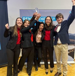 Estudantes da FEP vencem competição internacional com projeto sustentável