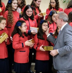 Coral Infantil Municipal dos Pequenos Cantores da Maia Celebra os 50 Anos do 25 de Abril com Tributo Musical