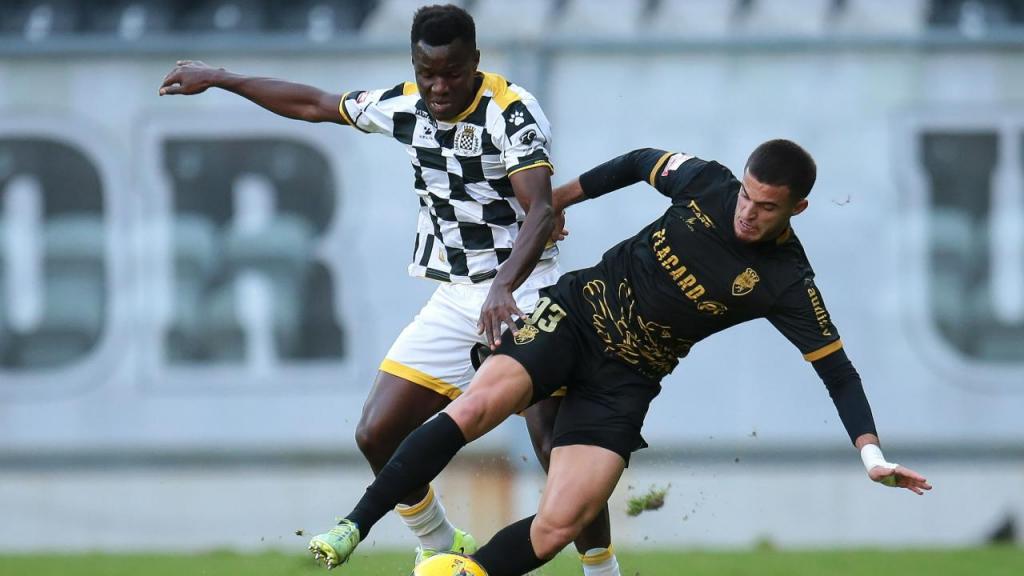 Boavista empata com Farense graças a penálti nos descontos