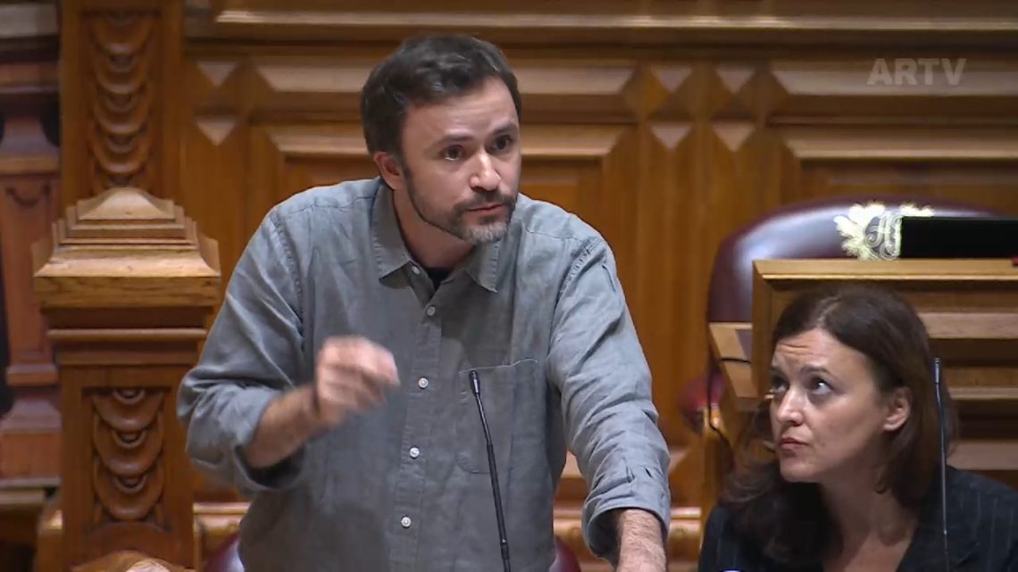 José Soeiro despede-se do Parlamento: “Estou feliz com a mudança”