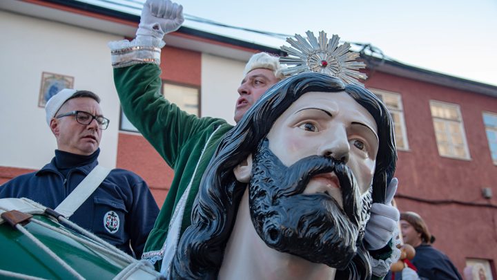 Festa de São Gonçalo enche ruas de Vila Nova de Gaia com tradição e alegria