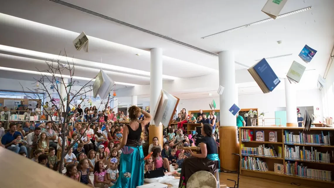 Heróis à Solta: Leitura Sensorial nas Bibliotecas Municipais