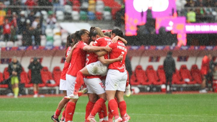 Benfica vence Sporting e conquista a 5.ª Taça da Liga Feminina da sua história