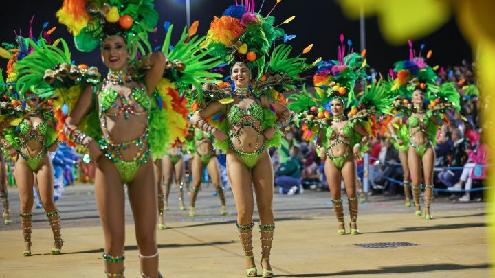 Carnaval de Estarreja 2025 arranca com grande espetáculo de cor e música