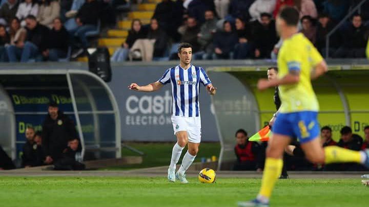 FC Porto supera teste em Arouca e volta às vitórias (2-0)