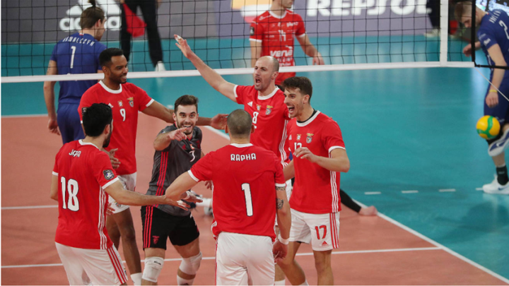 Benfica Conquista Vitória Sólida sobre SC Espinho no Encerramento da 1.ª Fase do Campeonato Nacional de Voleibol